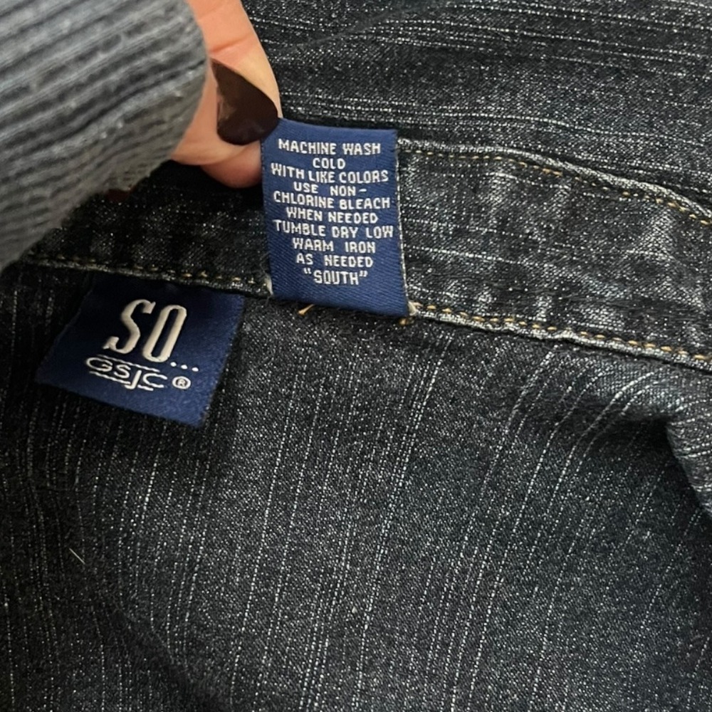 SO GSJC Women's Dark Wash Denim Jacket With Stress Medium | EUC - Picture 6 of 7